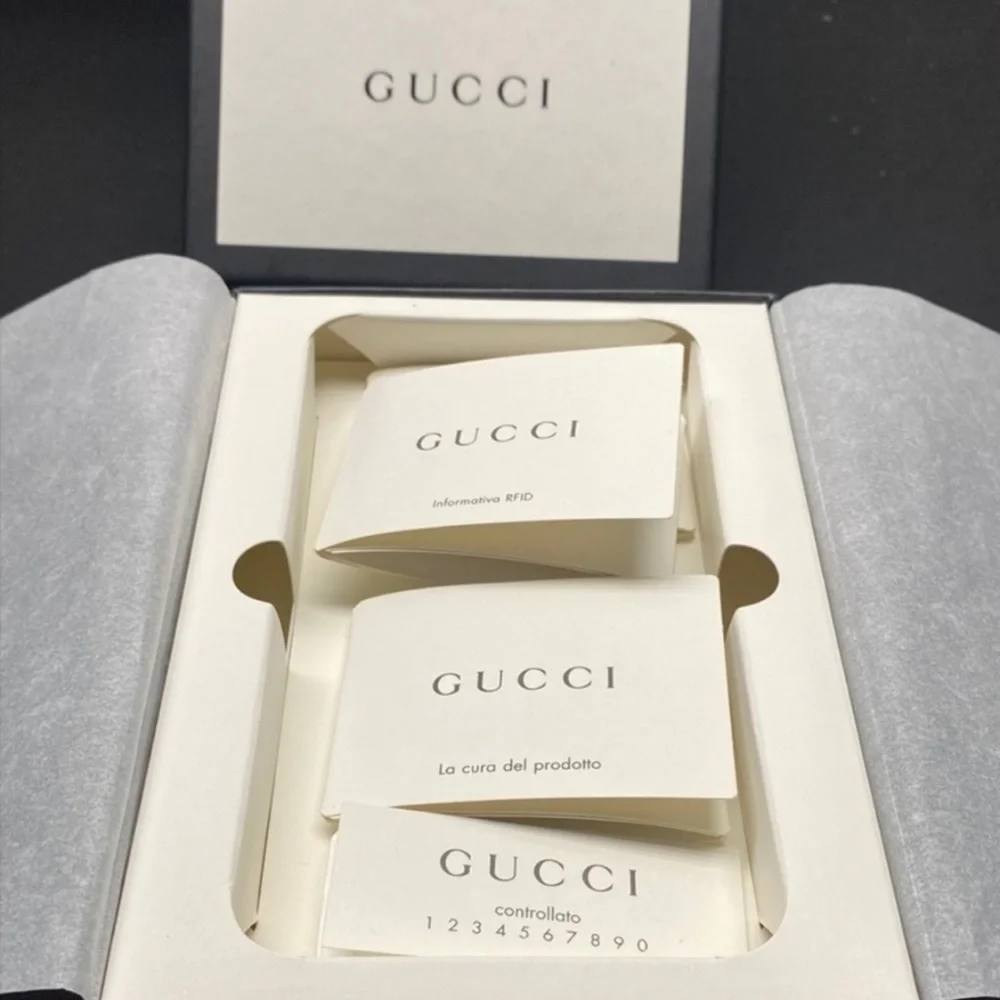 Gucci Limited Edition Strawberry GG Supreme Monogram iPhone X/XS Case NWT $400